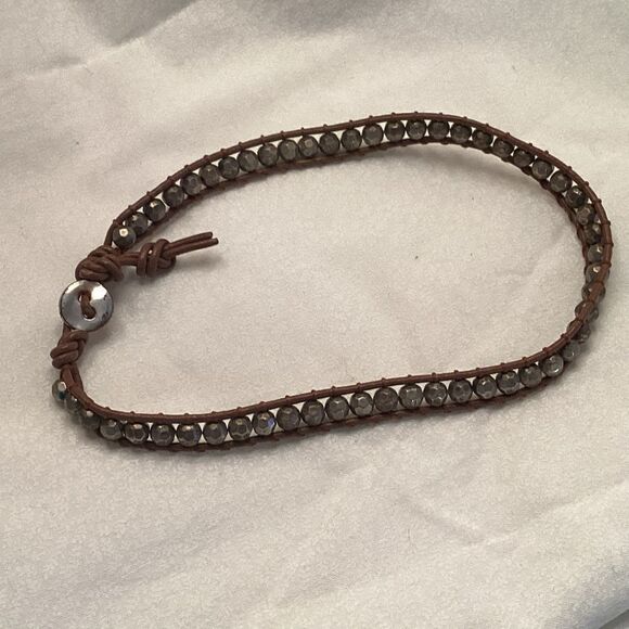 Button Clasp Choker Necklace 16” - Picture 1 of 4